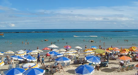 As belas praias de Alagoas atraem milhares de turistas
